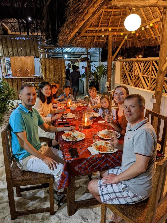 Mkadi Beach House Hotel Nungwi Ngoại thất bức ảnh