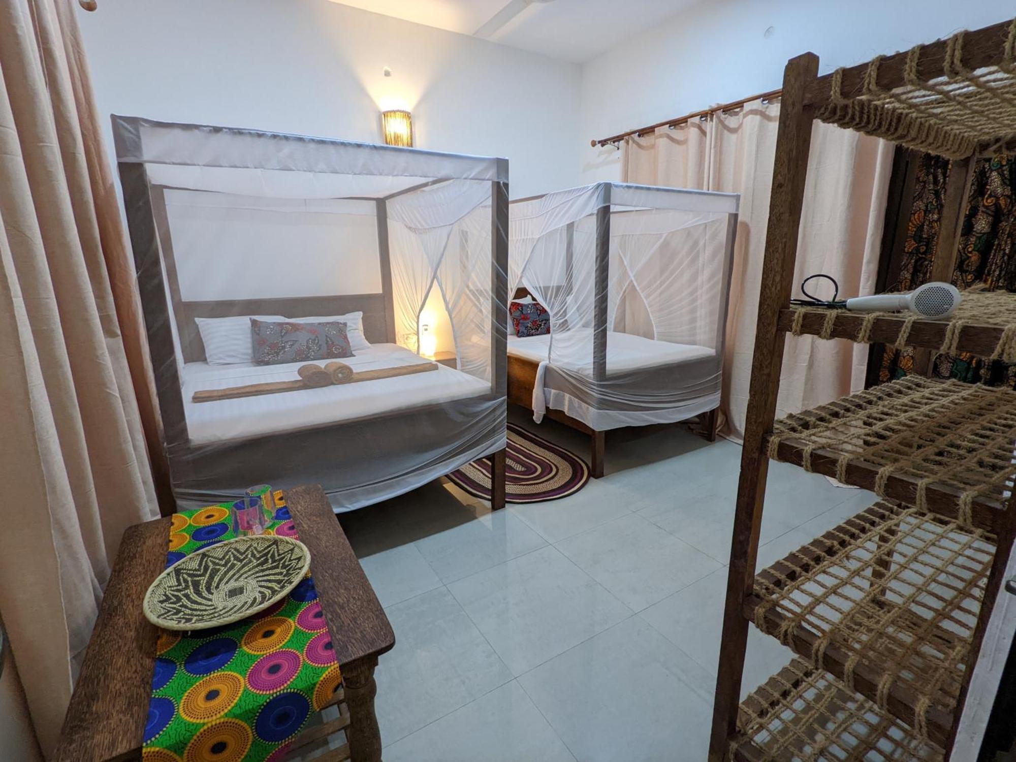 Mkadi Beach House Hotel Nungwi Phòng bức ảnh